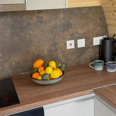 Casa Leandro Glamping Wooden Tiny House בקתה *